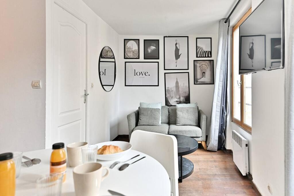 Appartement Paisible Et Central Rivoli París Exterior foto